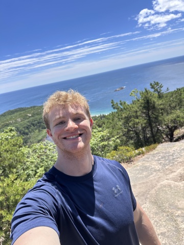 Portrait of Jordan Maggin